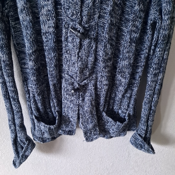 Great Northwest Clothing Company Blue Sweatshirt - Picture 3 of 6